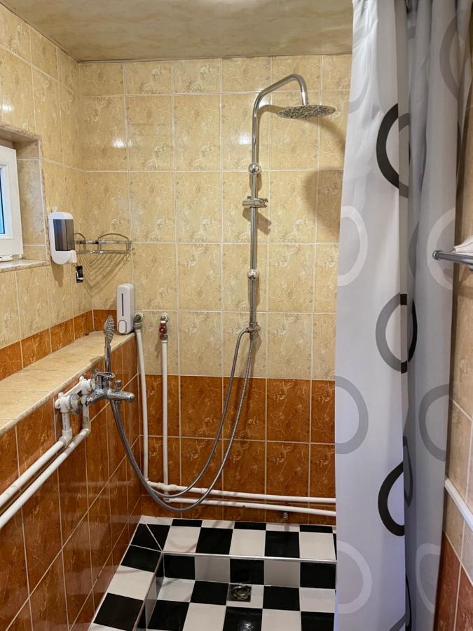 N 1 Hostel Ереван Экстерьер фото