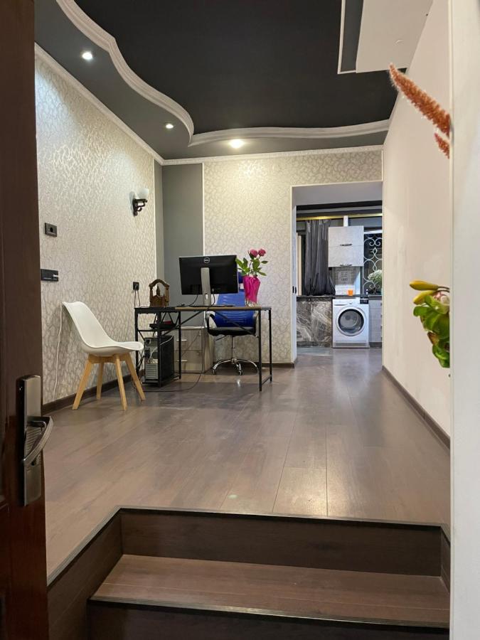 N 1 Hostel Ереван Экстерьер фото