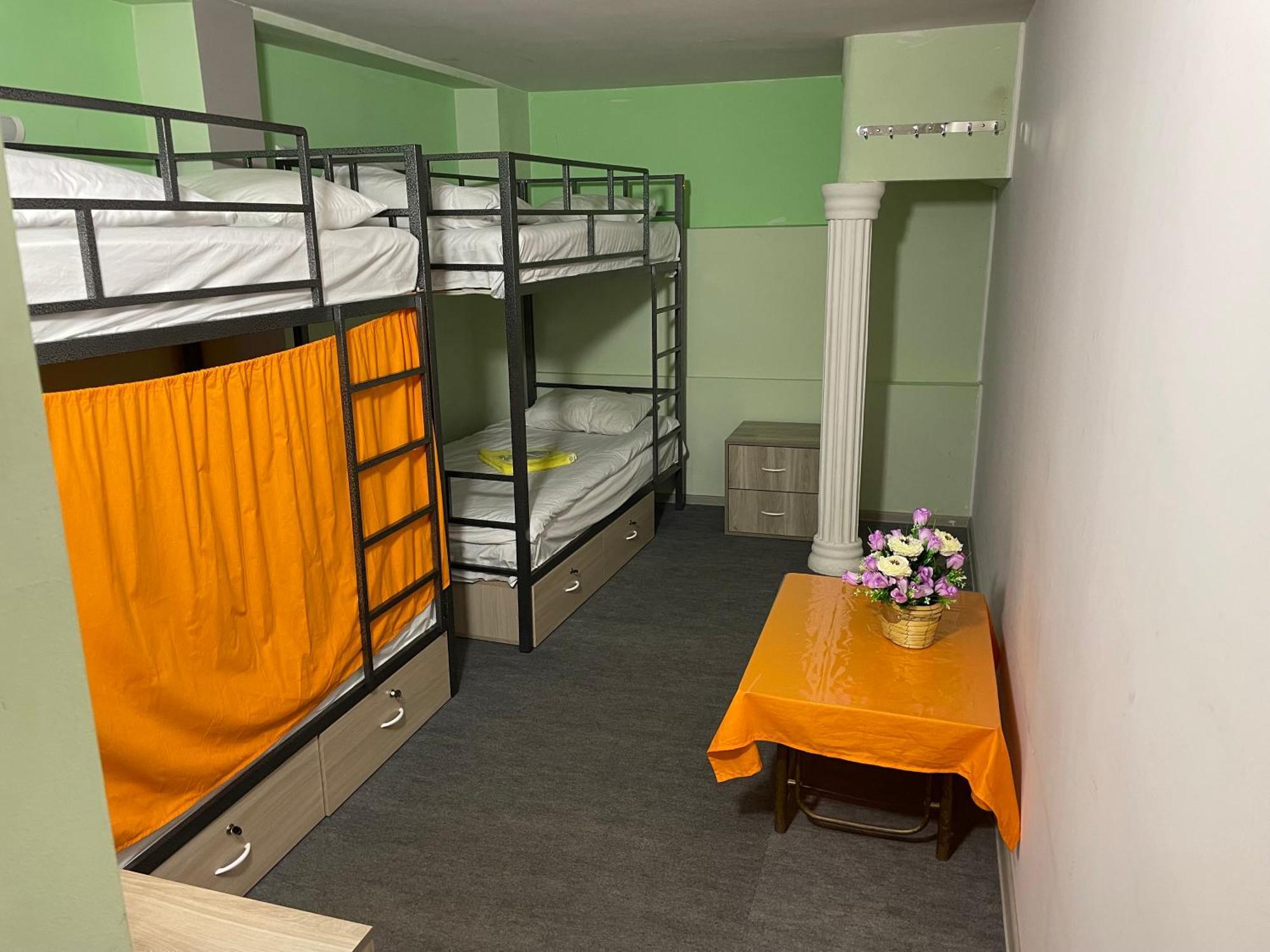 N 1 Hostel Ереван Экстерьер фото